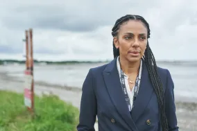 Reis mee naar Groot-Brittannië met deze zomerse crimeseries  